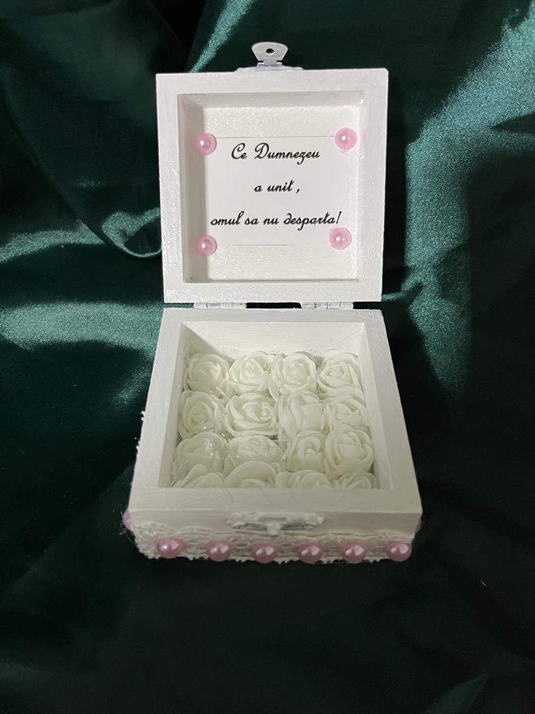 Cutie Verighete Roz Pudră – Eleganță și Rafinament pentru Nunta Ta | Evenimente De Lux
